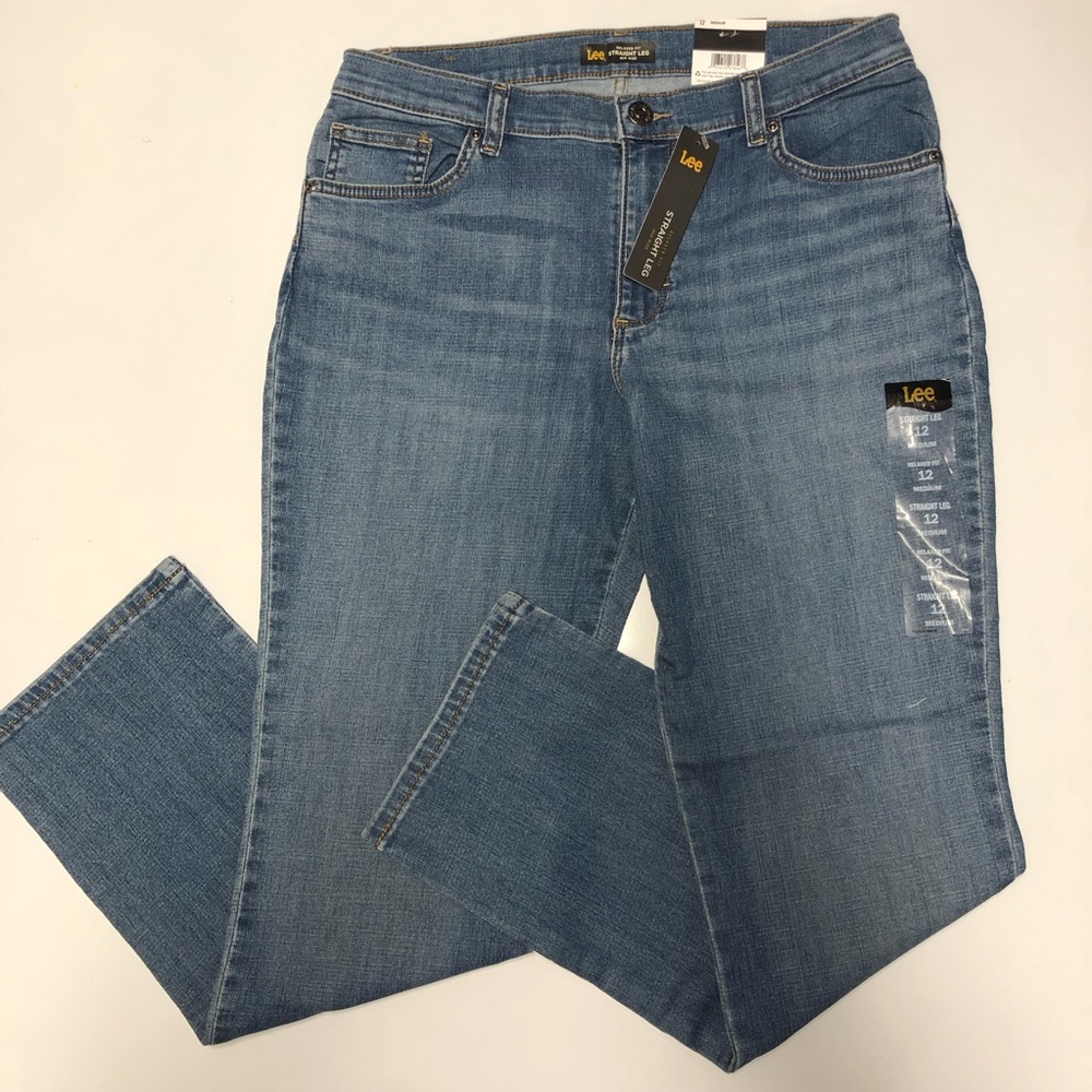 Lee relaxed fit straight leg jeans size 12